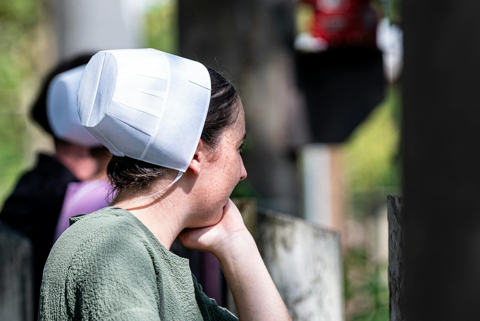 do the amish pay taxes